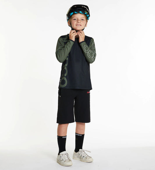 Youth Gravity Shorts | Black